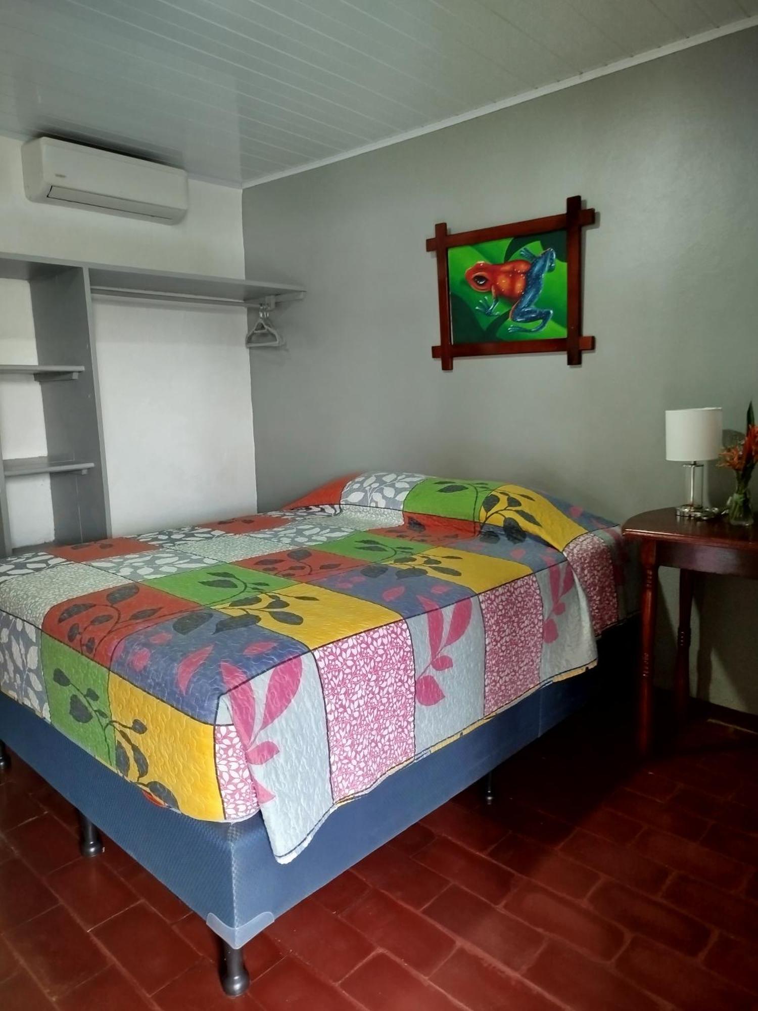 Hotel Pez Gallo Golfito